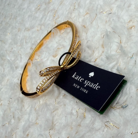 Kate Spade All Tied Up Pave Bangle Gold Crystal Bow Bracelet - Picture 4 of 7